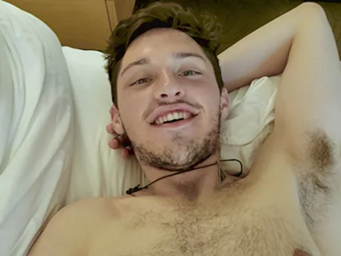 Courteous Toss one's hat in the ring