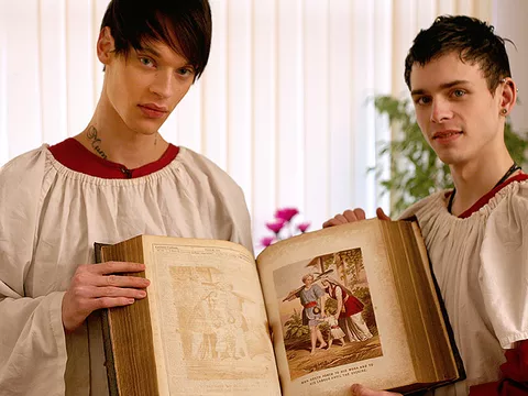 Lewis Is A Top-drawer Schoolteacher! -